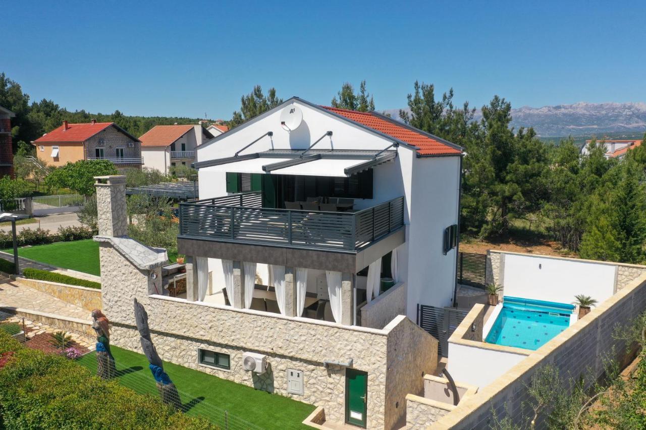 Apartment Vala, 4*, Sea View & Private Heated Pool Pridraga Exterior foto